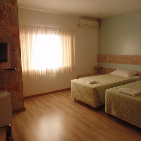 Hotel Vila Germanica Blumenau Habitación foto